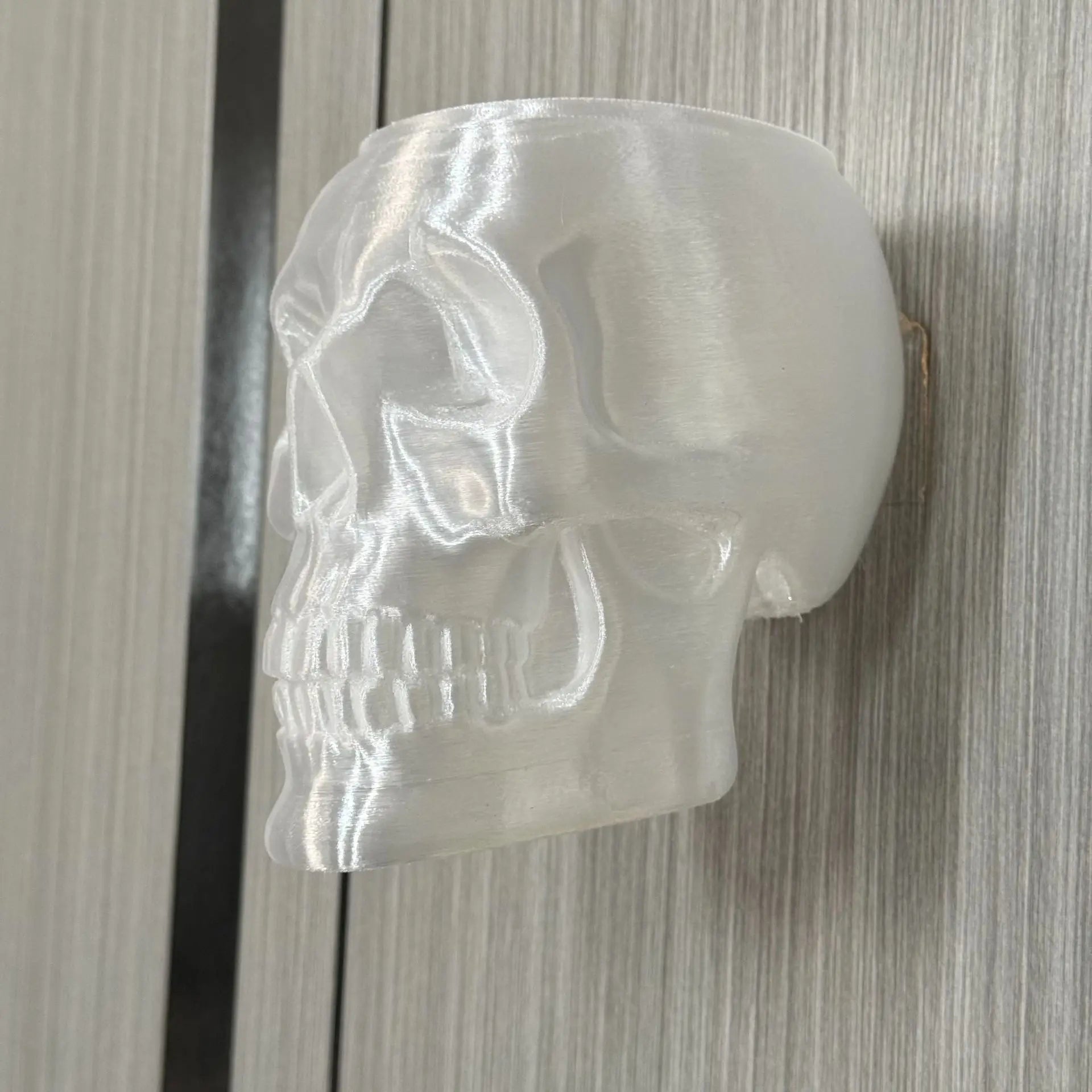 New Gothic Skull Wall Vase Wall Mounted Flower Pot Halloween Spooky Home Wall Decor Ornament